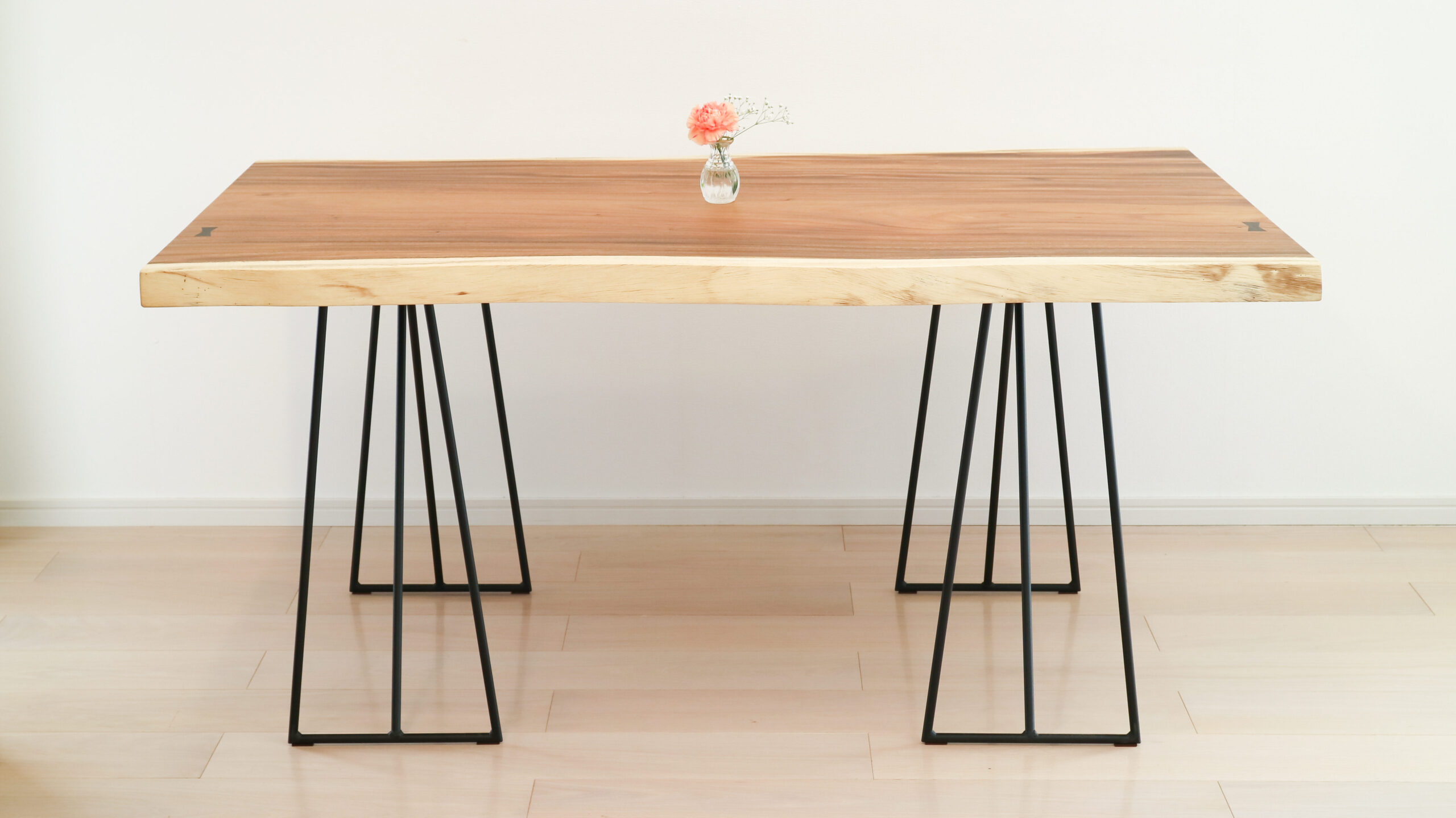 アイアンラウンドバー脚 | 一枚板専門店 YURAGI