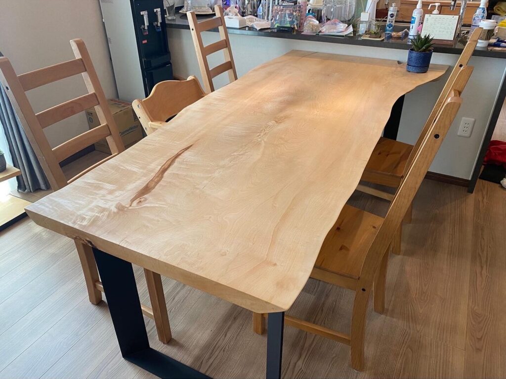 【川崎市 N様邸】ダイニングテーブル 一枚板専門店 YURAGI